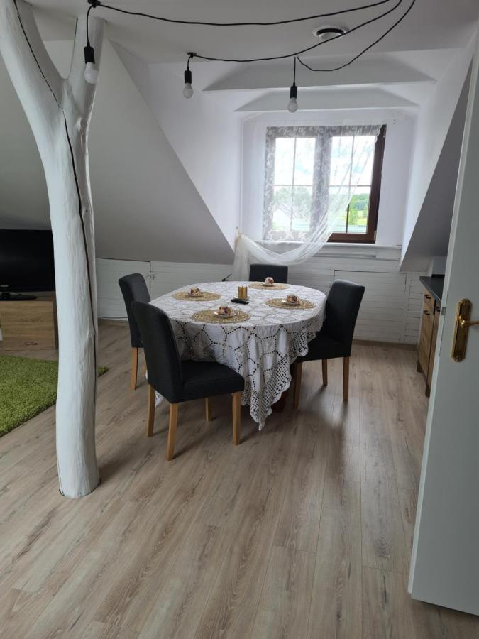Dworek Sw.Antoniego Slawutowo Extérieur photo